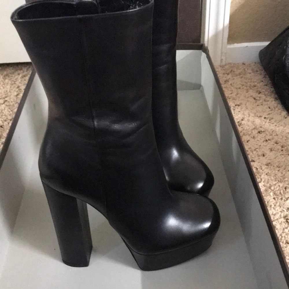 Brand new Gucci boots